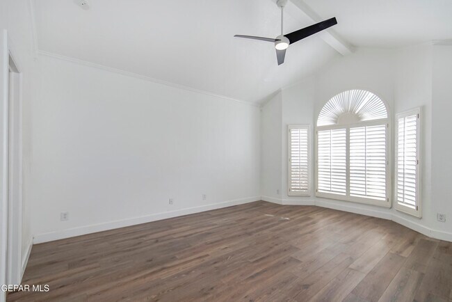 Building Photo - 918 Bellacumbre Dr