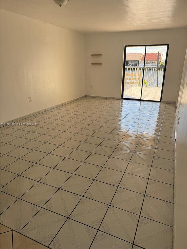 Building Photo - 5530 W 26th Ct