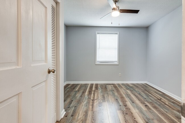 Building Photo - 1316 Rivermont Dr