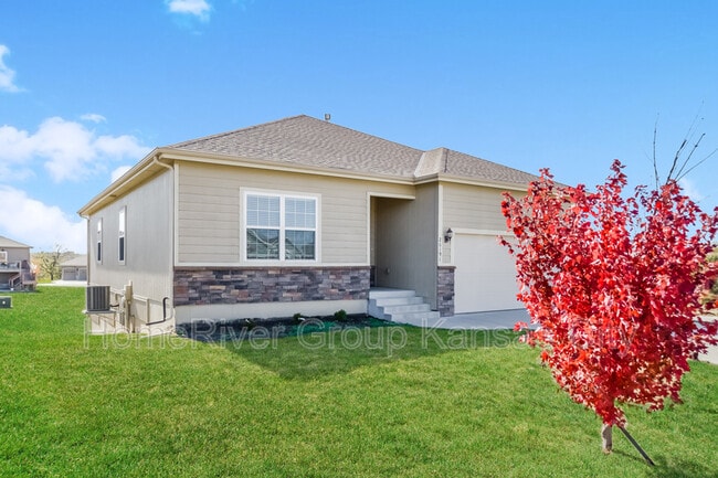 Building Photo - 26191 W 141st Terrace