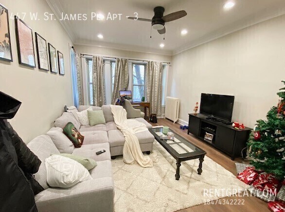 Building Photo - 447 W St James Pl