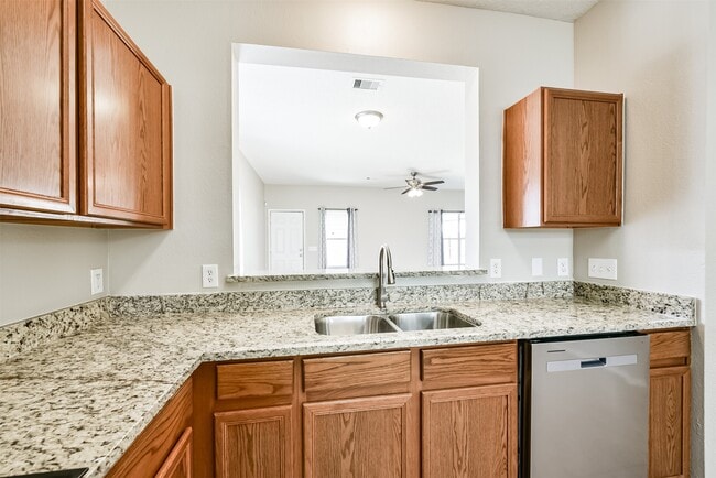 Building Photo - 6203 Gillian Park Dr