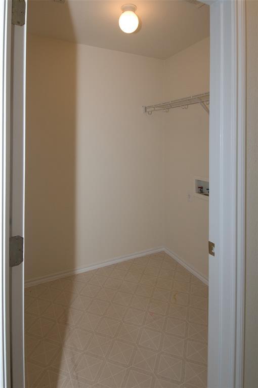Building Photo - 807 Estancia Way