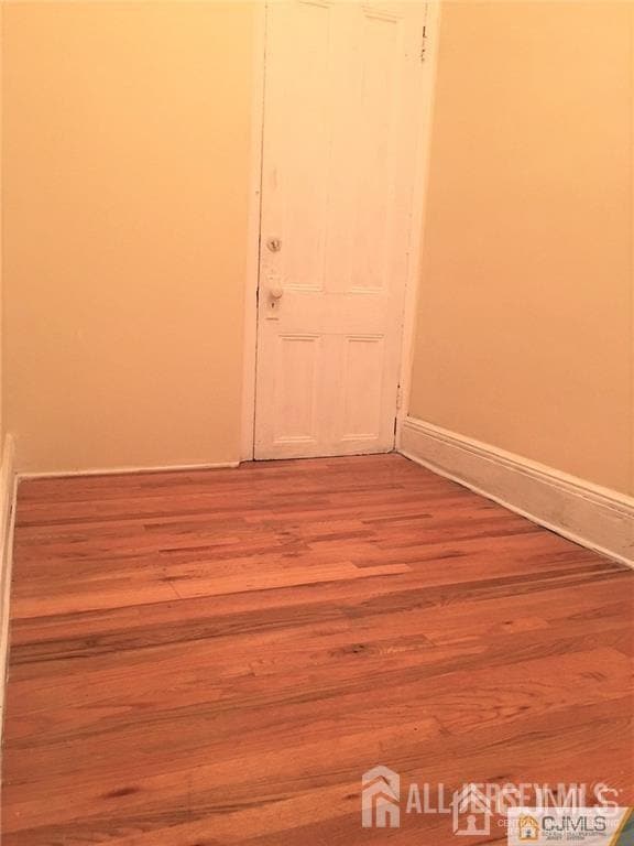 Building Photo - 207 Woodbridge Ave