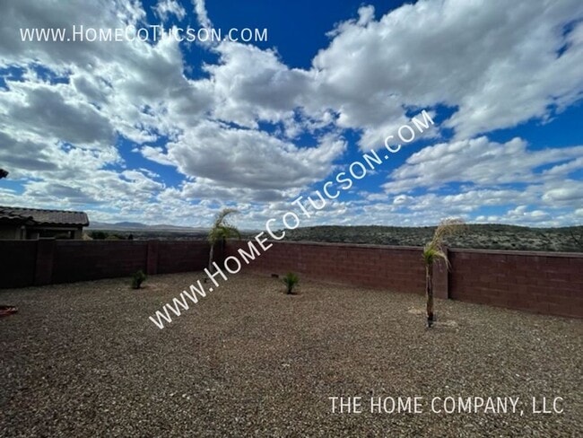 Building Photo - 38628 S Running Roses Ln