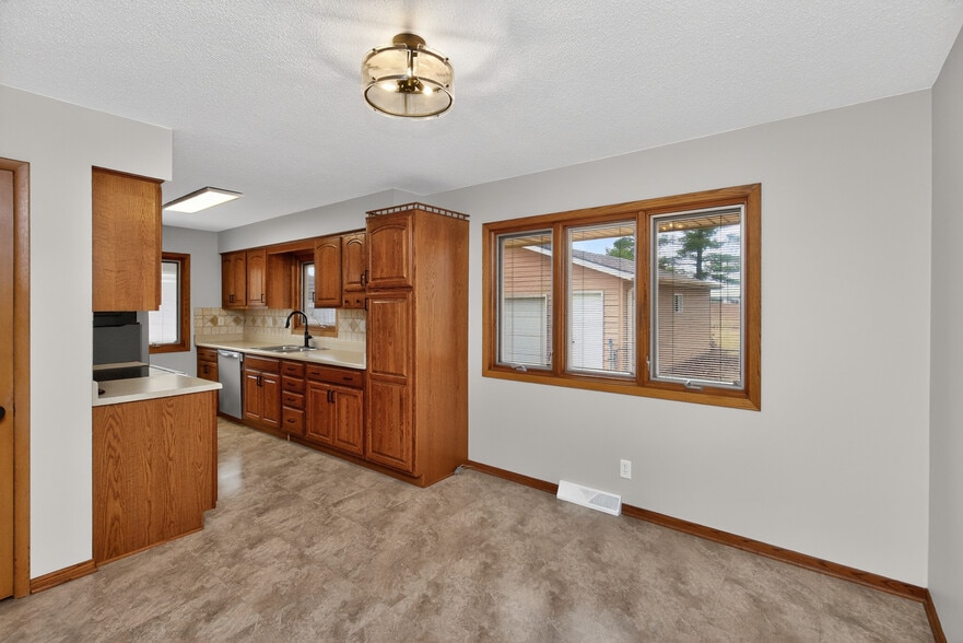 Building Photo - 3816 82nd St