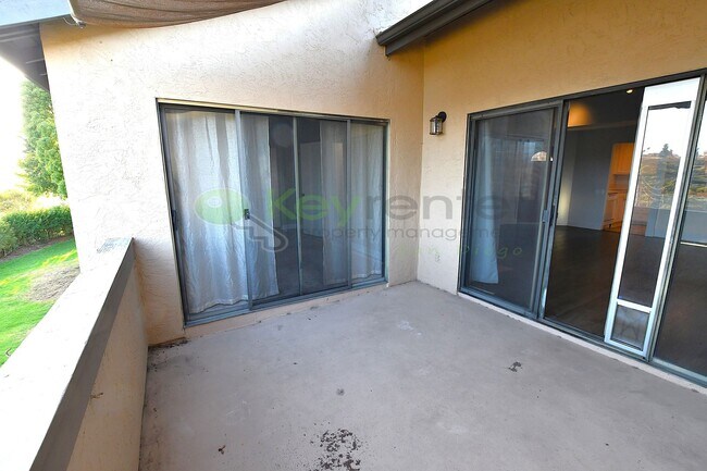 Building Photo - La Mesa | Rancho San Diego | End unit Cond...