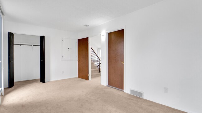 Building Photo - 37 Blue Ridge Rd
