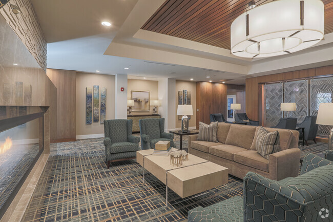 Lobby Photo - Tamarisk NorthShore