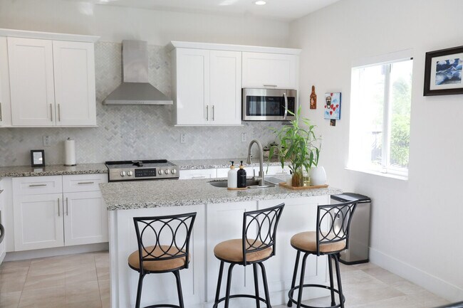 Building Photo - 14758 SW 39th Terrace