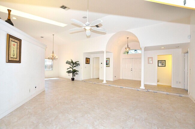 Building Photo - Vero Beach Rentals. Vero Beach Rent, LLC and Property Management Company