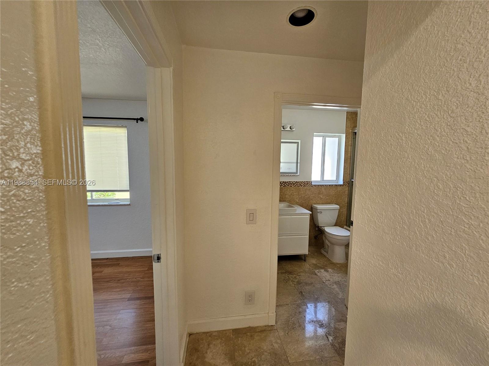 Building Photo - 4279 Greenbriar Ln