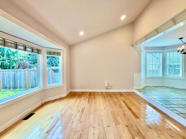 Building Photo - Great SFH for rent in North Rose Hill