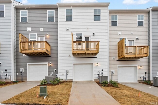 Building Photo - 414 Odham Ln