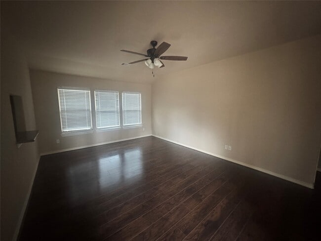 Building Photo - 10604 Royal Adrian Dr