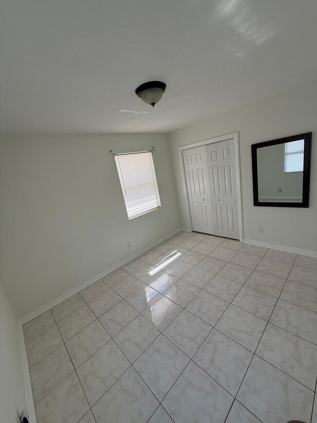 Building Photo - 6712 Buttontree Ct