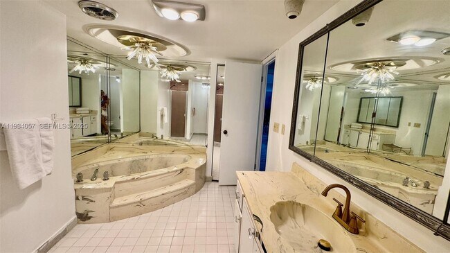 Building Photo - 1865 S Ocean Dr