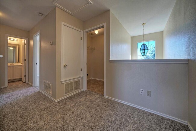Building Photo - 257 Prairie Verbena Dr