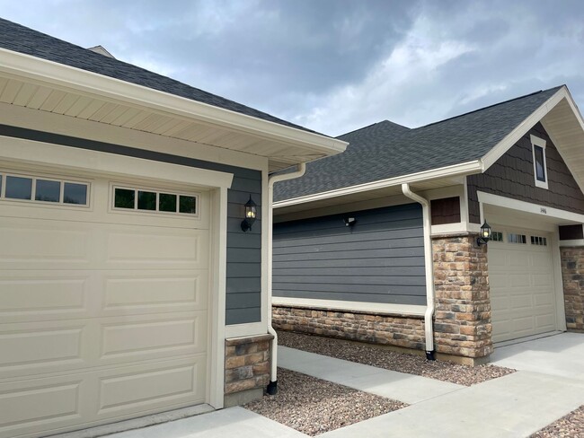 Interior Photo - Devil's Lake Townhomes