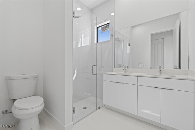 Building Photo - 3808 10th St SW