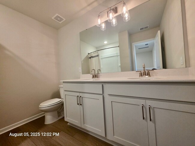 Building Photo - Beautiful 4 bedroom + flex space - Wescott...