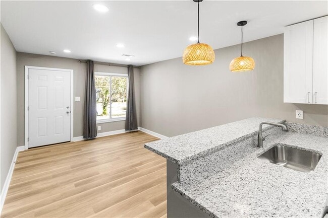 Building Photo - 2039 Nettie Ct