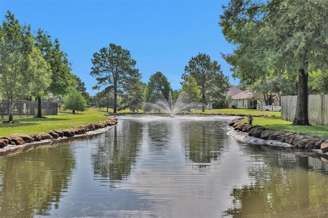 Building Photo - 7803 Blue Stream Ct
