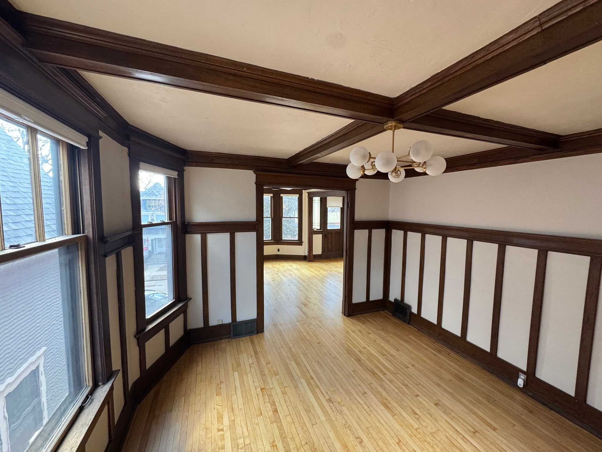 Building Photo - 2990 S Wentworth Ave