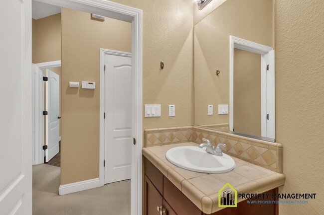 Building Photo - Exceptional Single-Story Home for Rent - 2...