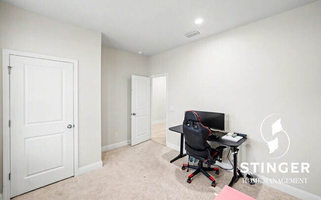 Building Photo - 1170 Salem Bay Dr