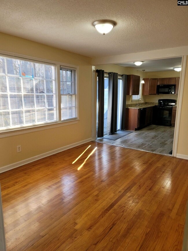 Building Photo - 1824 Sapling Dr