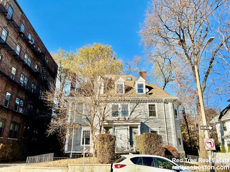 Primary Photo - 27 Orkney Rd