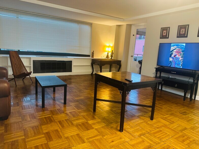 Building Photo - 1011 Arlington Blvd