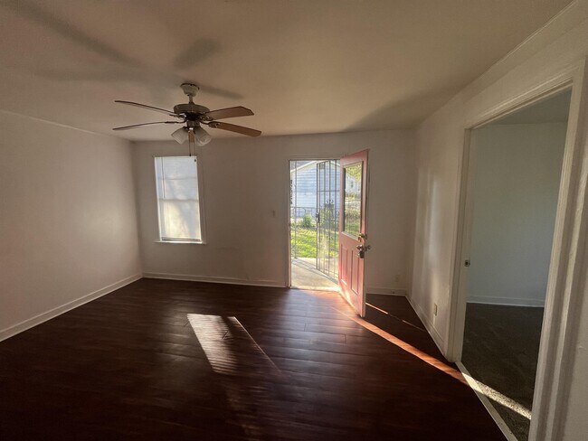 Building Photo - 186 Roosevelt Rd