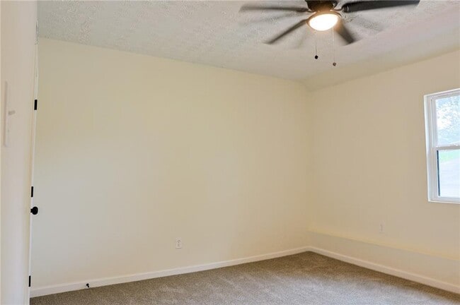 Building Photo - 4411 Flakes Mill Rd