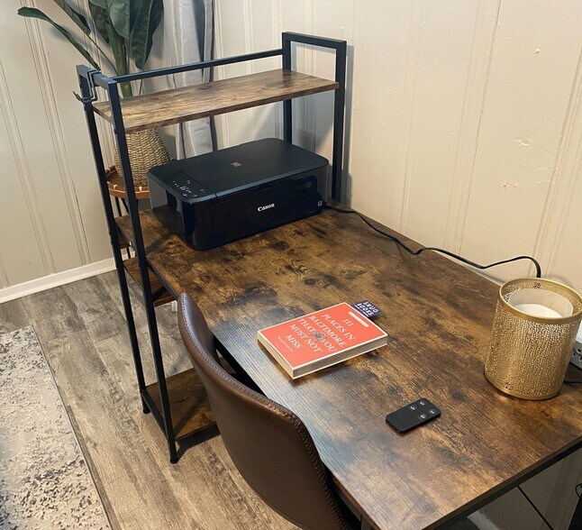 Building Photo - 1544 Oakridge Rd