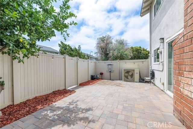 Building Photo - 6644 Bridle Cir