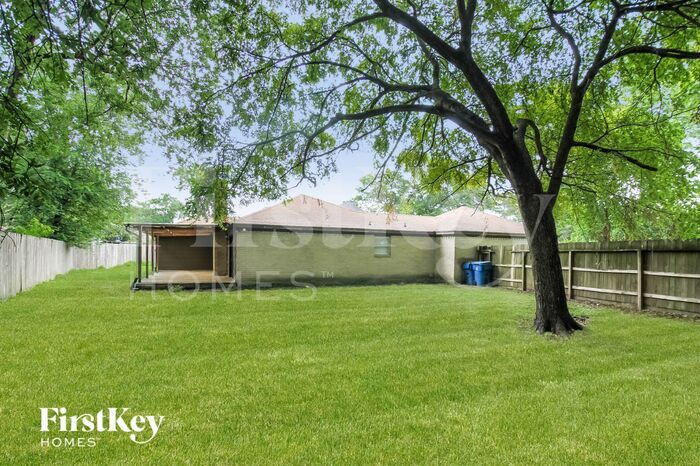 Building Photo - 7006 Falling Waters Dr