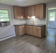 Building Photo - 2015-2017 Corbin Ave