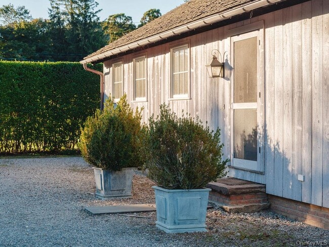 Building Photo - 29500 Main Rd