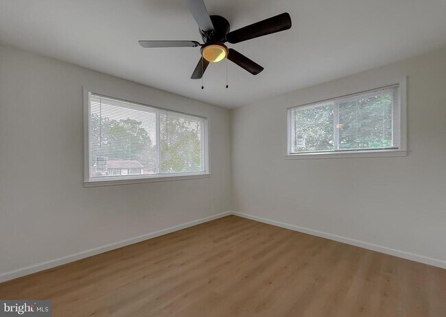 Building Photo - 7203 Westchester Dr
