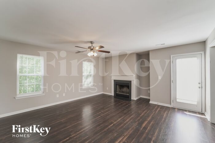 Building Photo - 507 Woodington Ln