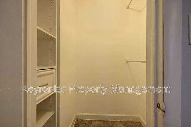 Building Photo - 1117 S Howard Ave