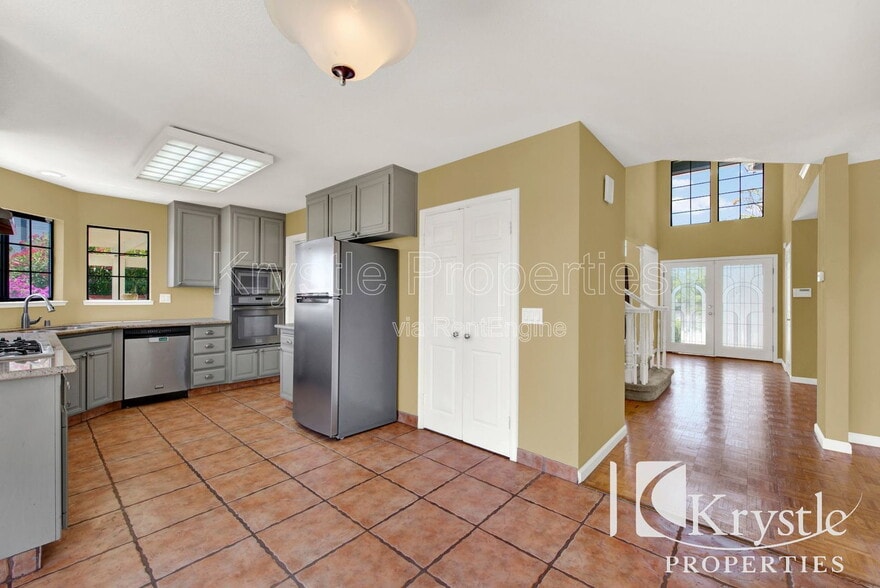 Building Photo - 152 Chesapeake Dr