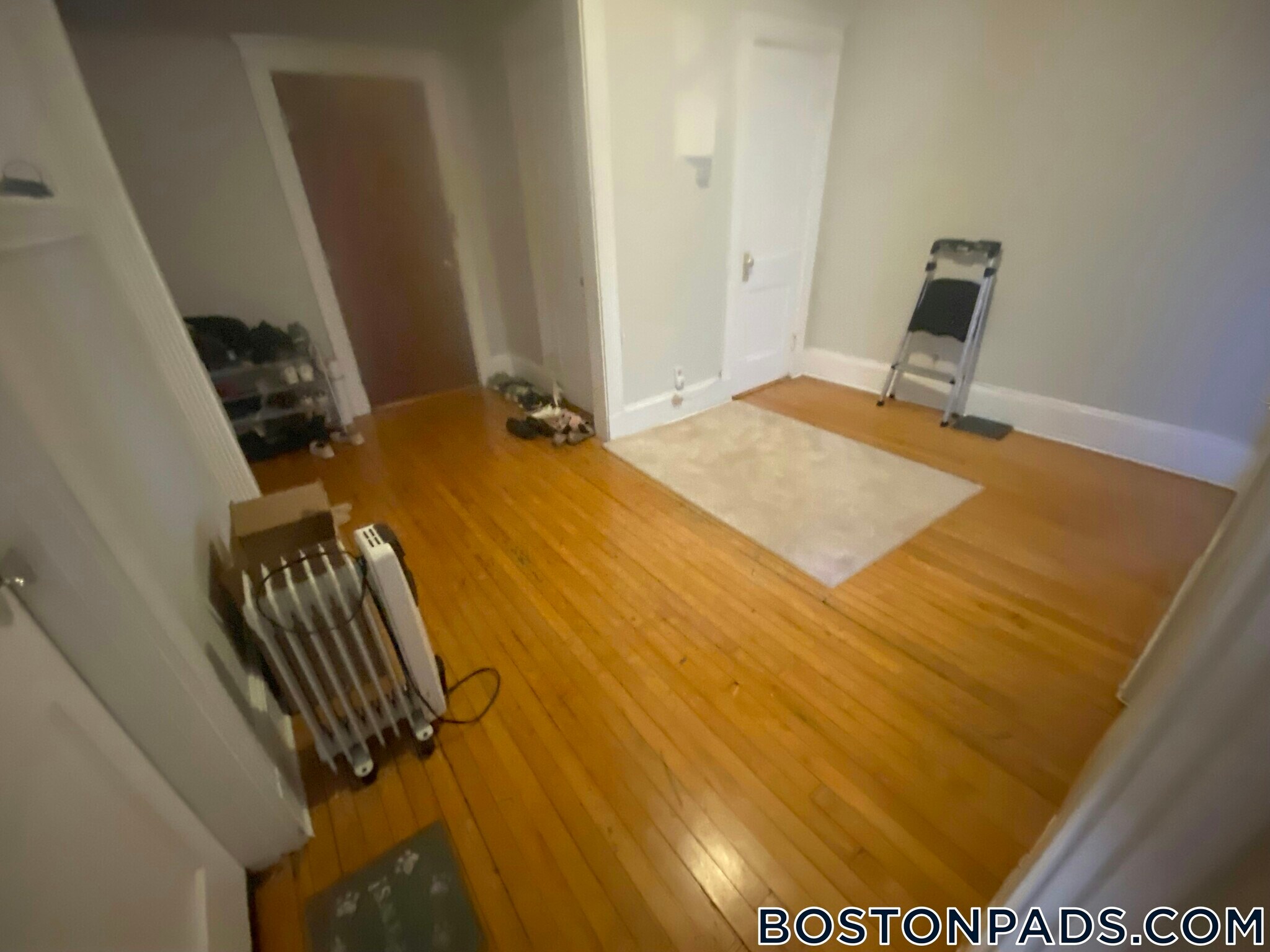 Building Photo - 32 Glenville Ave