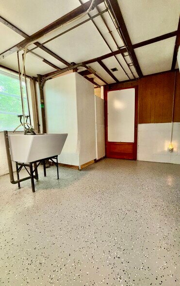 Basement - 1814 E Main St