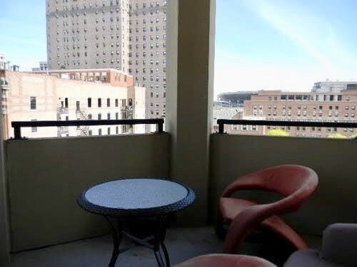 Building Photo - 1464 S Michigan Ave