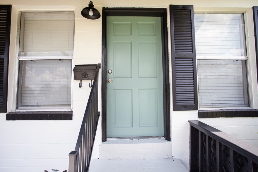 Building Photo - 1321 Stimson St