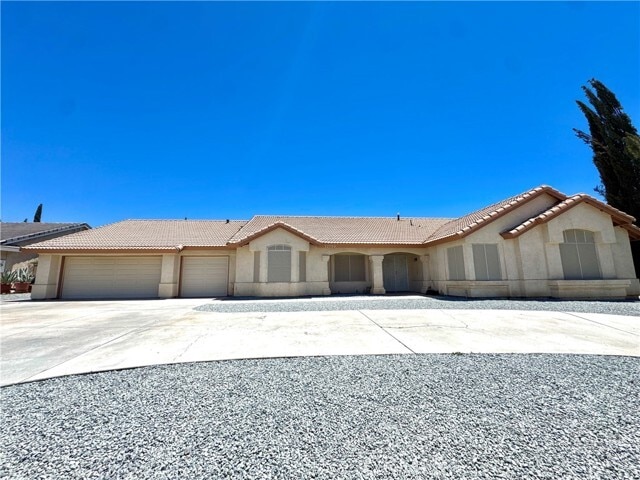 Building Photo - 12789 Yorkshire Dr