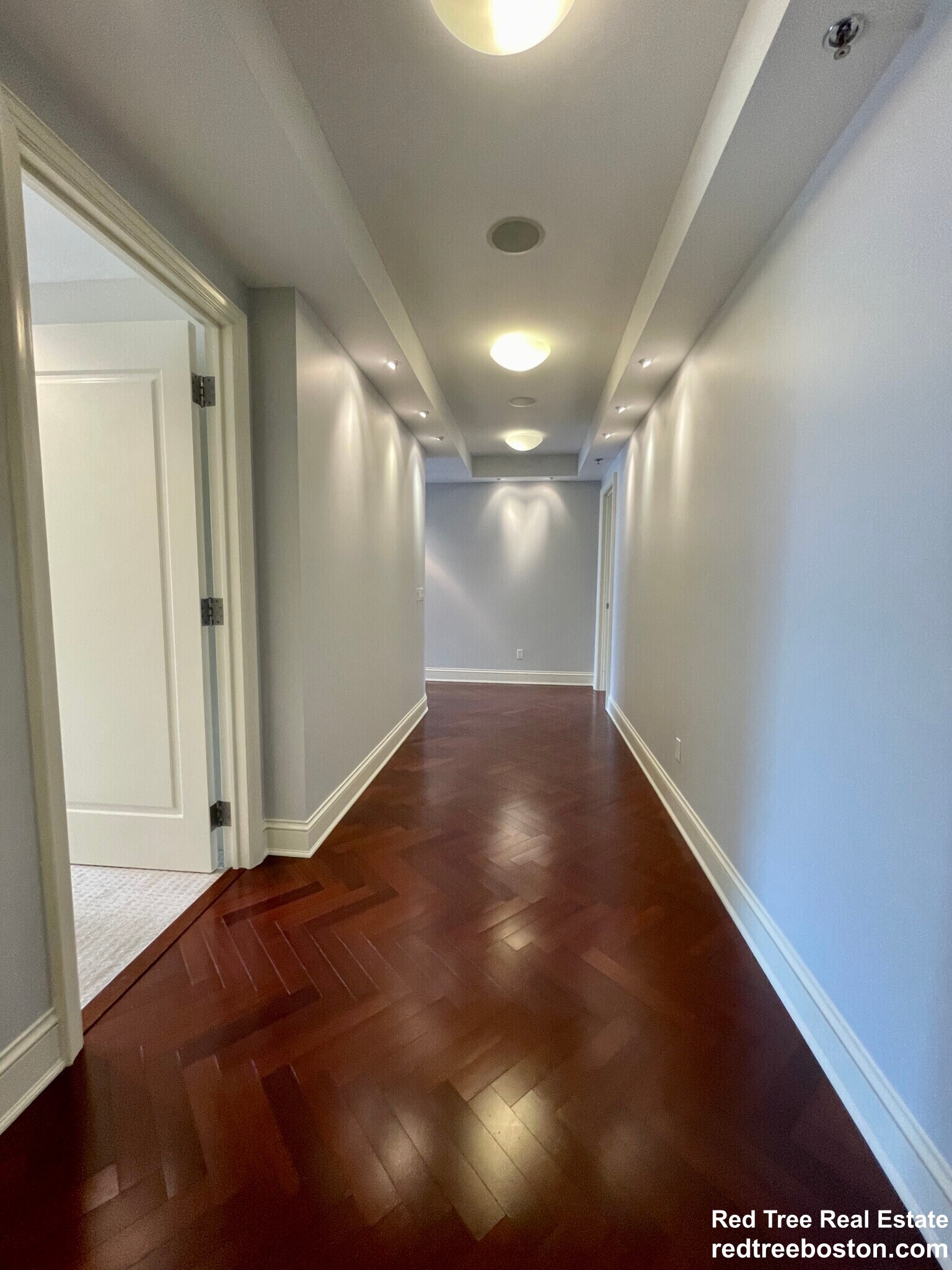 Building Photo - 1 Charles St S